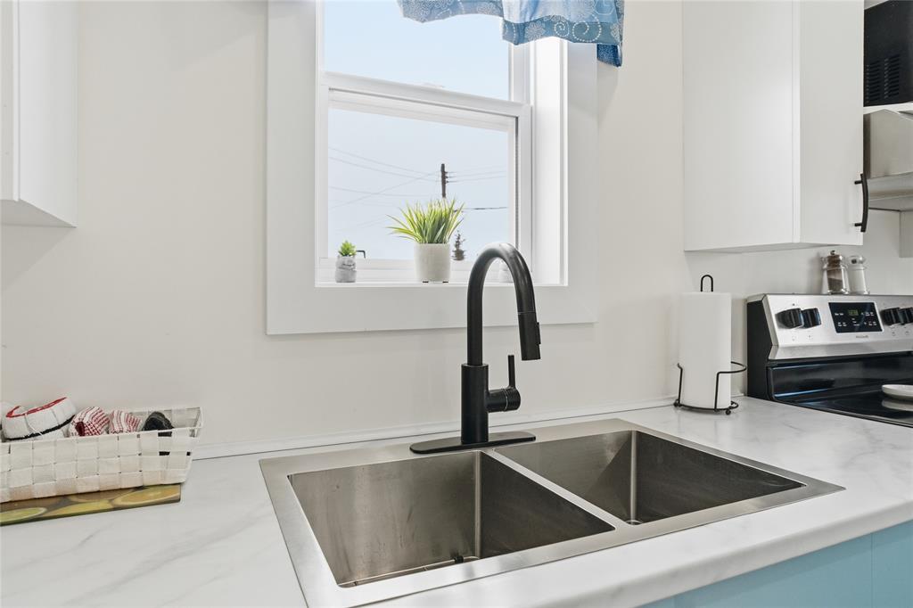 62-64 GREENWOOD STREET, MARYSTOWN, Newfoundland, Canada A0E 2M0, ,1 BathroomBathrooms,Residential,For Sale,GREENWOOD STREET,6107