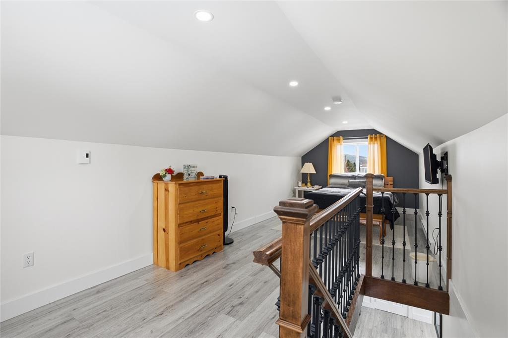 62-64 GREENWOOD STREET, MARYSTOWN, Newfoundland, Canada A0E 2M0, ,1 BathroomBathrooms,Residential,For Sale,GREENWOOD STREET,6107