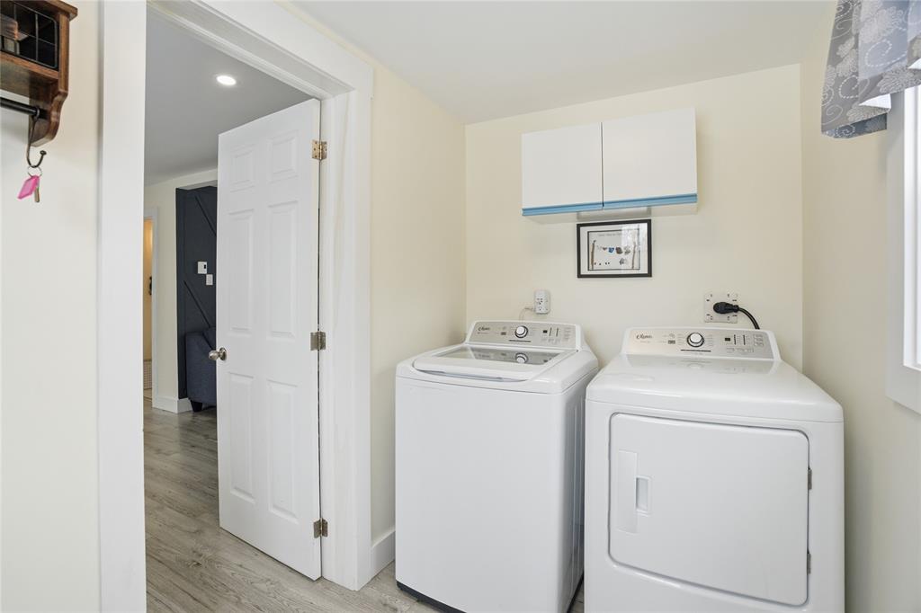 62-64 GREENWOOD STREET, MARYSTOWN, Newfoundland, Canada A0E 2M0, ,1 BathroomBathrooms,Residential,For Sale,GREENWOOD STREET,6107