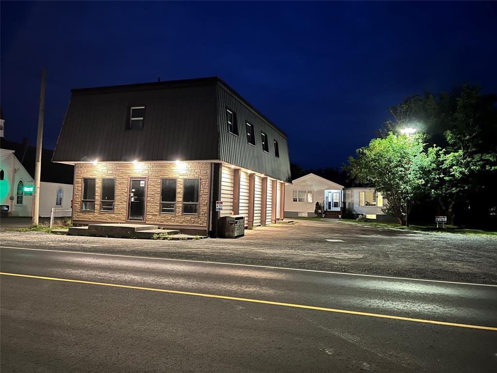 109 CONCEPTION BAY HIGHWAY, CLARKE'S BEACH, Newfoundland, Canada A0A 1W0, ,1 BathroomBathrooms,Mixed,For Sale,CONCEPTION BAY HIGHWAY,6108