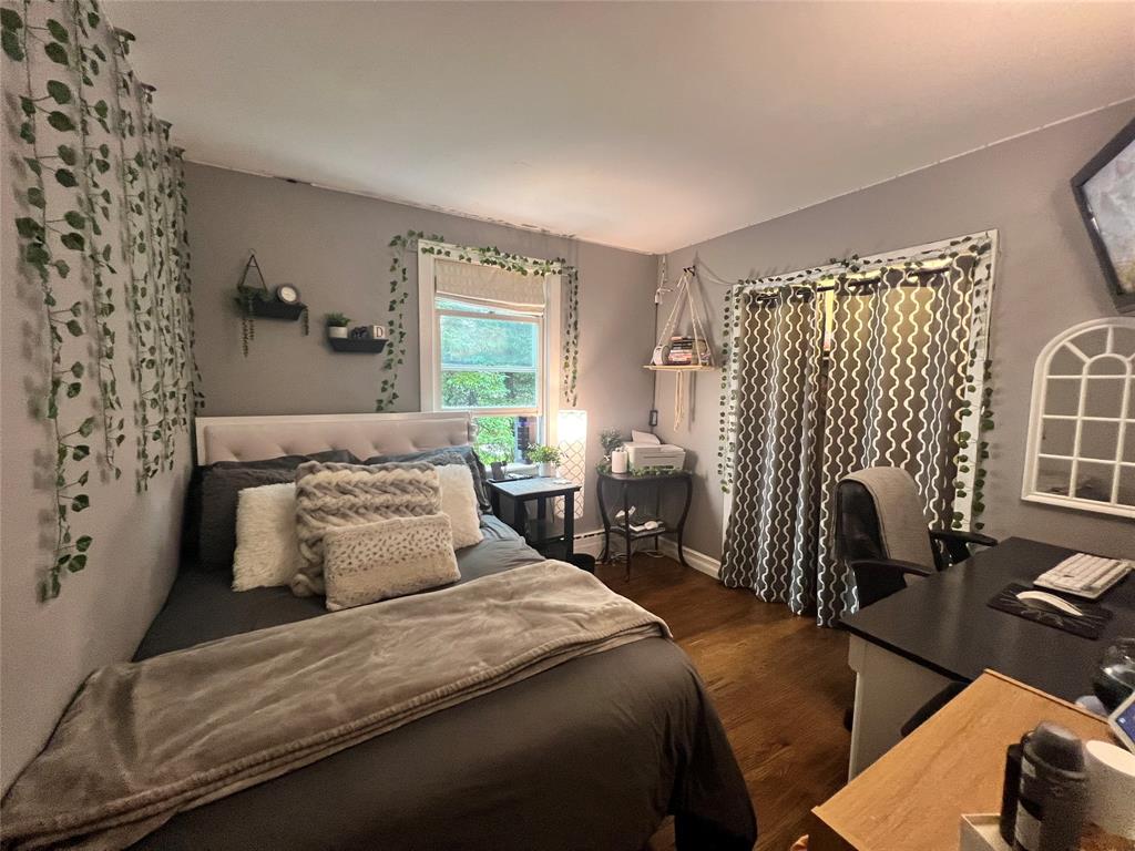 109 CONCEPTION BAY HIGHWAY, CLARKE'S BEACH, Newfoundland, Canada A0A 1W0, ,1 BathroomBathrooms,Mixed,For Sale,CONCEPTION BAY HIGHWAY,6108