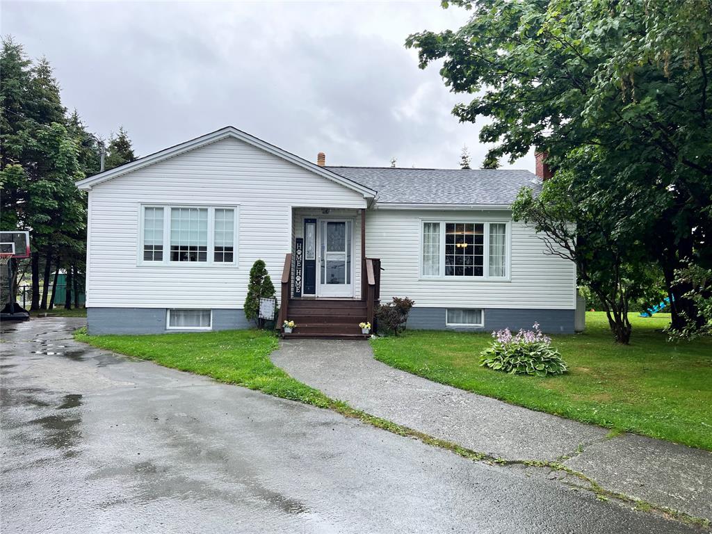 109 CONCEPTION BAY HIGHWAY, CLARKE'S BEACH, Newfoundland, Canada A0A 1W0, ,1 BathroomBathrooms,Mixed,For Sale,CONCEPTION BAY HIGHWAY,6108