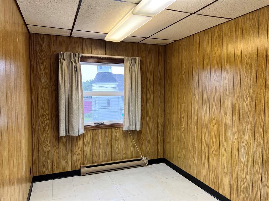 109 CONCEPTION BAY HIGHWAY, CLARKE'S BEACH, Newfoundland, Canada A0A 1W0, ,1 BathroomBathrooms,Mixed,For Sale,CONCEPTION BAY HIGHWAY,6108