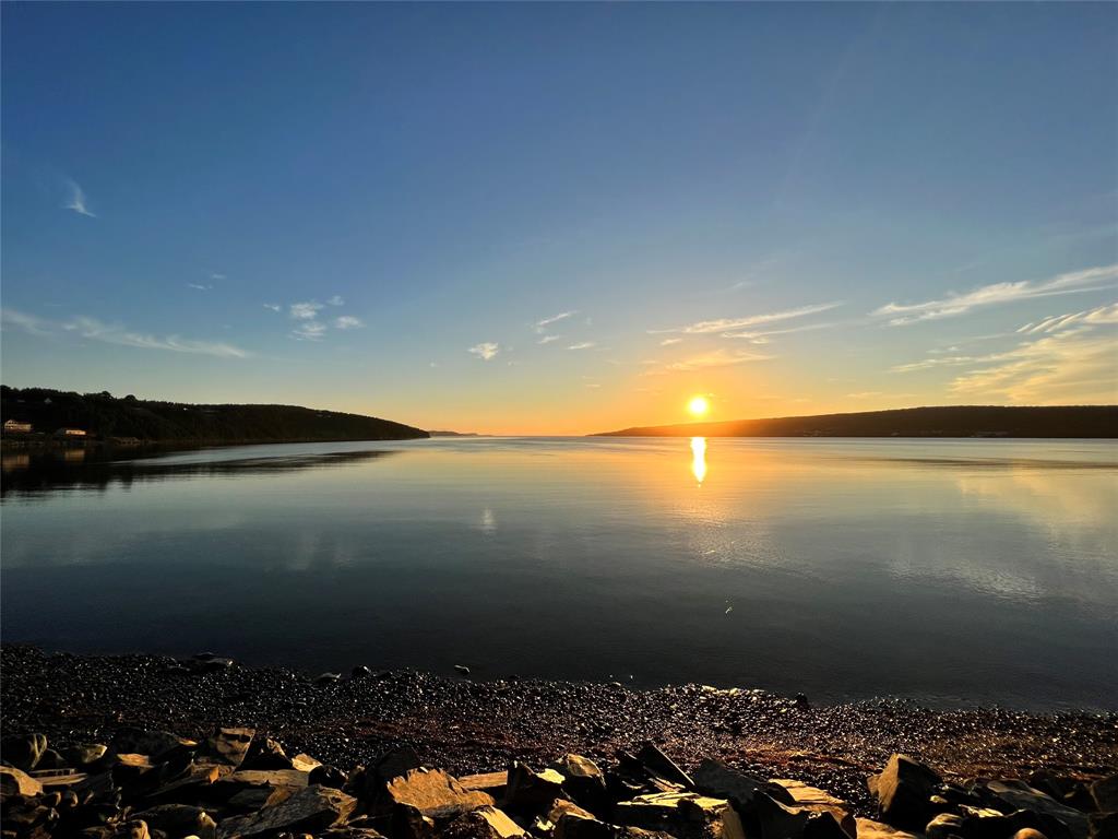 109 CONCEPTION BAY HIGHWAY, CLARKE'S BEACH, Newfoundland, Canada A0A 1W0, ,1 BathroomBathrooms,Mixed,For Sale,CONCEPTION BAY HIGHWAY,6108