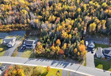 35 CLEARWATER DRIVE, CLARENVILLE, Newfoundland, Canada A5A 4P5, ,0,Residential,For Sale,CLEARWATER DRIVE,6110