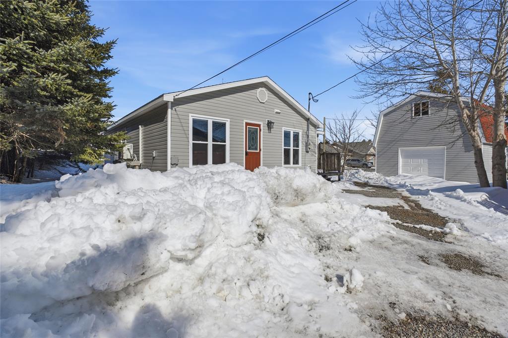 4 DUCEY'S LANE, MARYSTOWN, Newfoundland, Canada A0E 2M0, ,1 BathroomBathrooms,Residential,For Sale,DUCEY'S LANE,6111