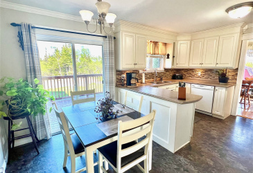 38 GOOBIES ROAD N, GOOBIES NORTH, Newfoundland, Canada A0B 2N0, ,1 BathroomBathrooms,Residential,For Sale,GOOBIES ROAD N,6115