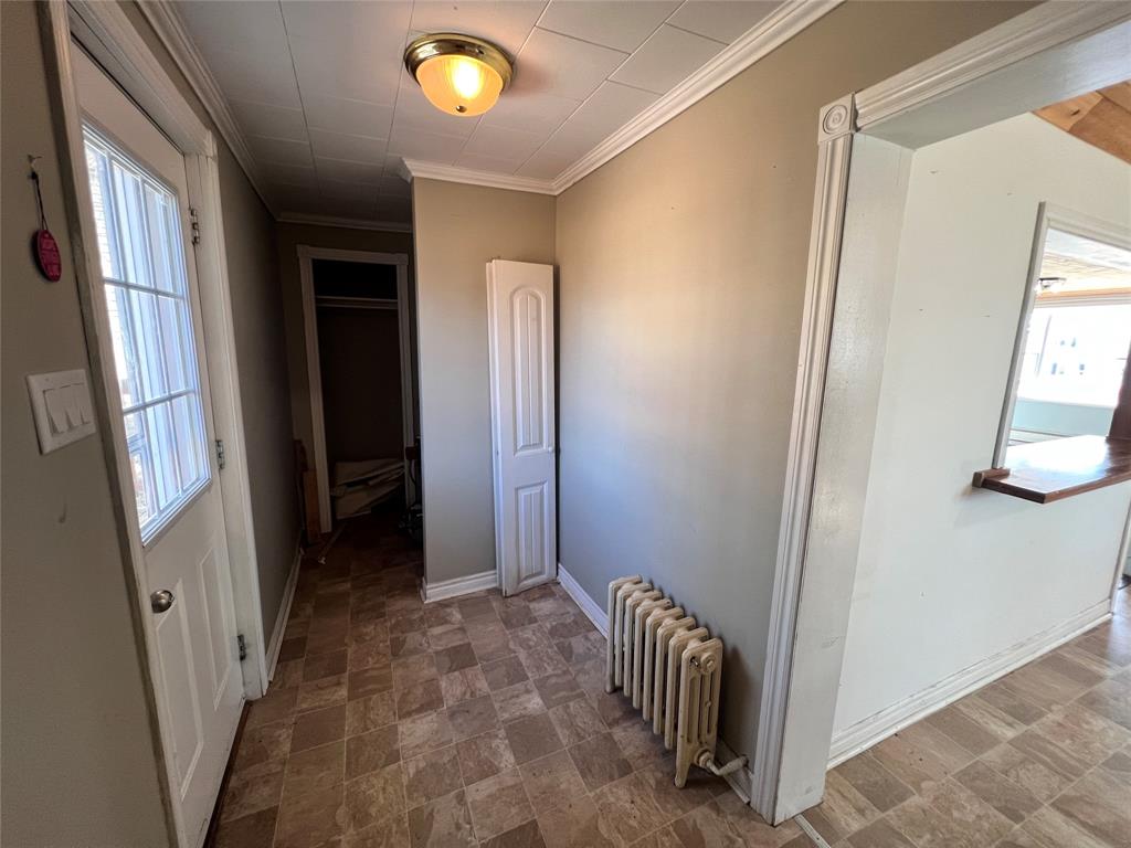 9-11 SMITH STREET, BAY ROBERTS, Newfoundland, Canada A0A 1G0, ,1 BathroomBathrooms,Residential,For Sale,SMITH STREET,6116
