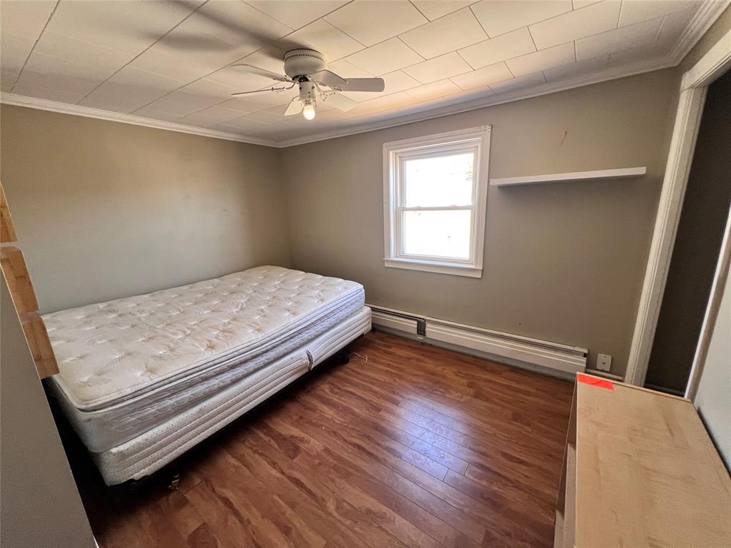 9-11 SMITH STREET, BAY ROBERTS, Newfoundland, Canada A0A 1G0, ,1 BathroomBathrooms,Residential,For Sale,SMITH STREET,6116