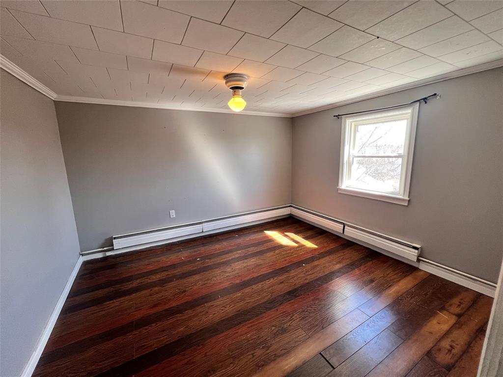9-11 SMITH STREET, BAY ROBERTS, Newfoundland, Canada A0A 1G0, ,1 BathroomBathrooms,Residential,For Sale,SMITH STREET,6116