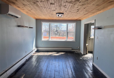 9-11 SMITH STREET, BAY ROBERTS, Newfoundland, Canada A0A 1G0, ,1 BathroomBathrooms,Residential,For Sale,SMITH STREET,6116