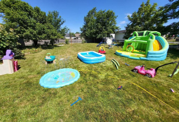 9-11 SMITH STREET, BAY ROBERTS, Newfoundland, Canada A0A 1G0, ,1 BathroomBathrooms,Residential,For Sale,SMITH STREET,6116