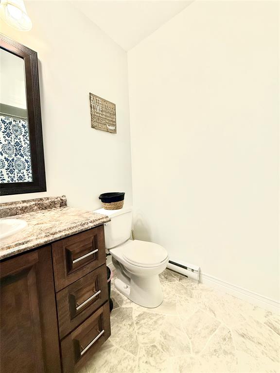 3 LORI ANN PLACE, CLARENVILLE, Newfoundland, Canada A5A 4M1, ,2 BathroomsBathrooms,Residential,For Sale,LORI ANN PLACE,6117