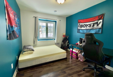 36 HOPEDALE CRESCENT, ST. JOHN'S, Newfoundland, Canada A1B 0B4, ,3 BathroomsBathrooms,Residential,For Sale,HOPEDALE CRESCENT,6121