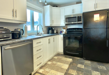 36 HOPEDALE CRESCENT, ST. JOHN'S, Newfoundland, Canada A1B 0B4, ,3 BathroomsBathrooms,Residential,For Sale,HOPEDALE CRESCENT,6121