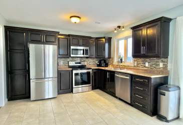 36 HOPEDALE CRESCENT, ST. JOHN'S, Newfoundland, Canada A1B 0B4, ,3 BathroomsBathrooms,Residential,For Sale,HOPEDALE CRESCENT,6121