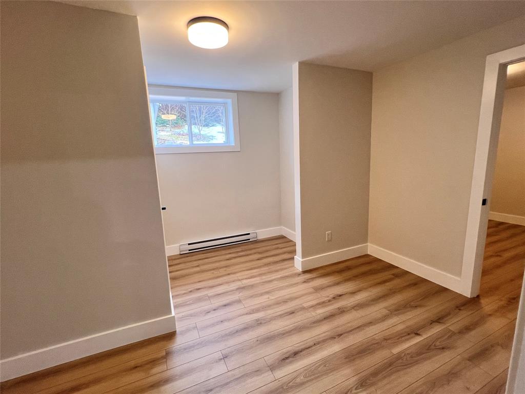 14-16 FARM ROAD, BAY ROBERTS, Newfoundland, Canada A0A 1G0, ,2 BathroomsBathrooms,Residential,For Sale,FARM ROAD,6122