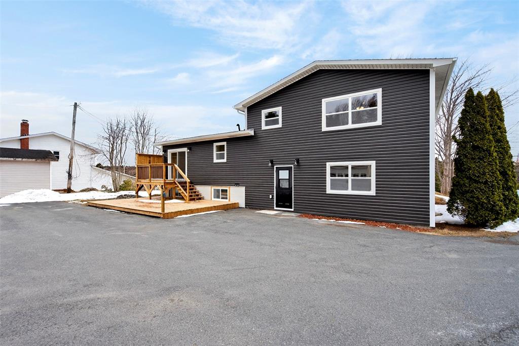 14-16 FARM ROAD, BAY ROBERTS, Newfoundland, Canada A0A 1G0, ,2 BathroomsBathrooms,Residential,For Sale,FARM ROAD,6122