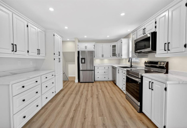 14-16 FARM ROAD, BAY ROBERTS, Newfoundland, Canada A0A 1G0, ,2 BathroomsBathrooms,Residential,For Sale,FARM ROAD,6122