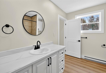 14-16 FARM ROAD, BAY ROBERTS, Newfoundland, Canada A0A 1G0, ,2 BathroomsBathrooms,Residential,For Sale,FARM ROAD,6122