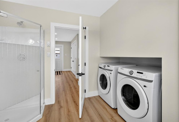 14-16 FARM ROAD, BAY ROBERTS, Newfoundland, Canada A0A 1G0, ,2 BathroomsBathrooms,Residential,For Sale,FARM ROAD,6122