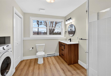 14-16 FARM ROAD, BAY ROBERTS, Newfoundland, Canada A0A 1G0, ,2 BathroomsBathrooms,Residential,For Sale,FARM ROAD,6122