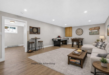 14-16 FARM ROAD, BAY ROBERTS, Newfoundland, Canada A0A 1G0, ,2 BathroomsBathrooms,Residential,For Sale,FARM ROAD,6122