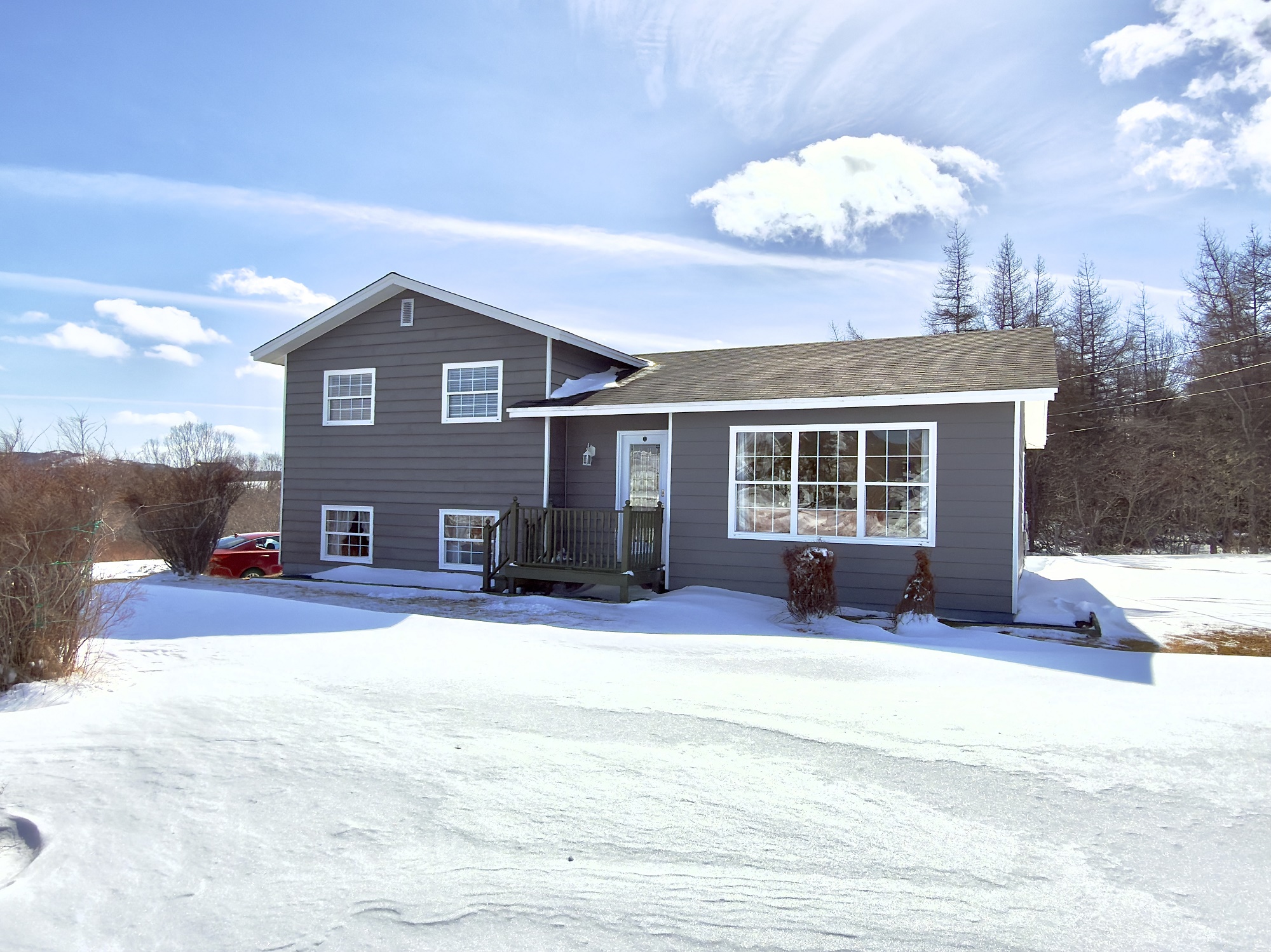 120 MAIN ROAD, SUNNYSIDE, Newfoundland, Canada A0B 3J0, ,1 BathroomBathrooms,Residential,For Sale,MAIN ROAD,6127