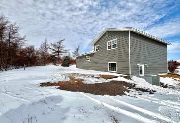 120 MAIN ROAD, SUNNYSIDE, Newfoundland, Canada A0B 3J0, ,1 BathroomBathrooms,Residential,For Sale,MAIN ROAD,6127