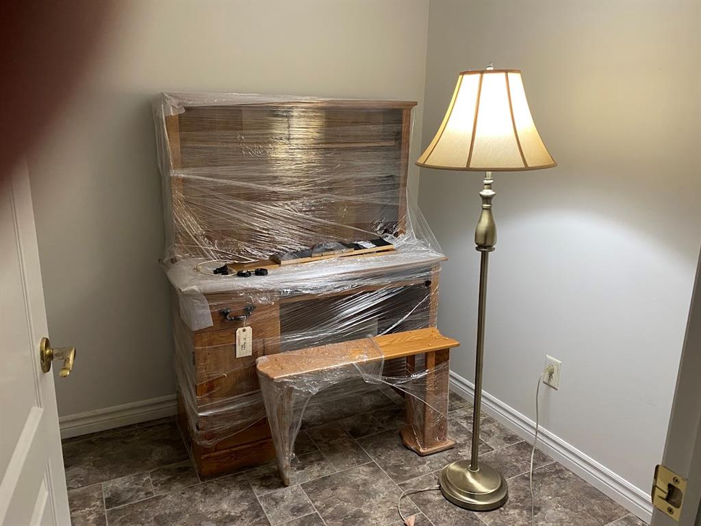 35 RATTLEY ROW, BRIGUS, Newfoundland, Canada A0A 1K0, ,1 BathroomBathrooms,Residential,For Sale,RATTLEY ROW,6128