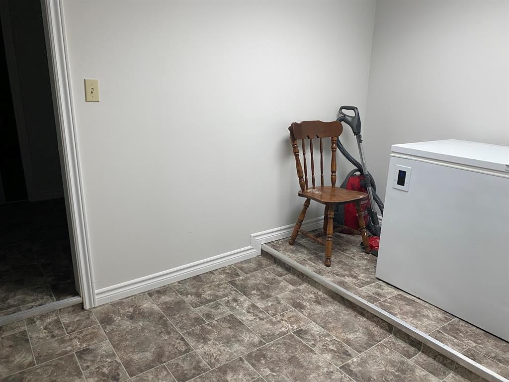 35 RATTLEY ROW, BRIGUS, Newfoundland, Canada A0A 1K0, ,1 BathroomBathrooms,Residential,For Sale,RATTLEY ROW,6128