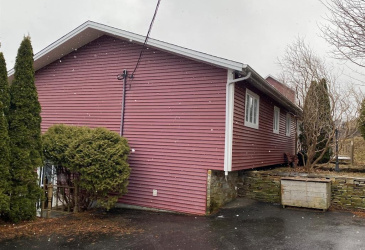 35 RATTLEY ROW, BRIGUS, Newfoundland, Canada A0A 1K0, ,1 BathroomBathrooms,Residential,For Sale,RATTLEY ROW,6128