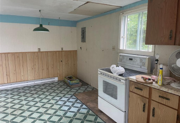 76 MAIN HIGHWAY, BLAKETOWN, Newfoundland, Canada A0B 1C0, ,1 BathroomBathrooms,Residential,For Sale,MAIN HIGHWAY,6130