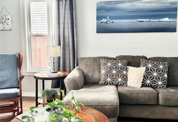 2 ELLIOTT PLACE, CLARENVILLE, Newfoundland, Canada A5A 2B8, ,1 BathroomBathrooms,Residential,For Sale,ELLIOTT PLACE,6131