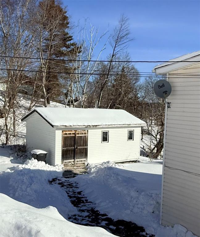 2 POPLAR ROAD, CLARENVILLE, Newfoundland, Canada A5A 1W1, ,1 BathroomBathrooms,Residential,For Sale,POPLAR ROAD,6132