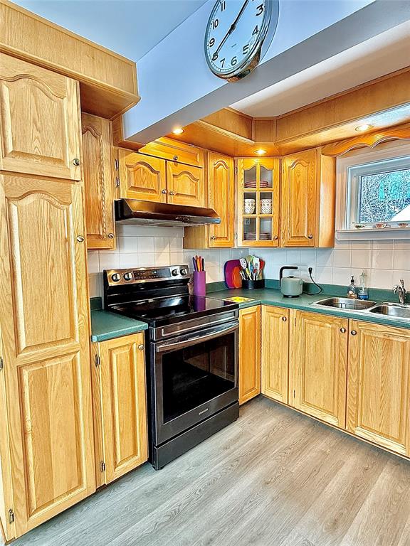 2 POPLAR ROAD, CLARENVILLE, Newfoundland, Canada A5A 1W1, ,1 BathroomBathrooms,Residential,For Sale,POPLAR ROAD,6132