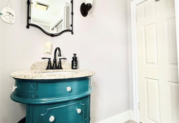 2 POPLAR ROAD, CLARENVILLE, Newfoundland, Canada A5A 1W1, ,1 BathroomBathrooms,Residential,For Sale,POPLAR ROAD,6132