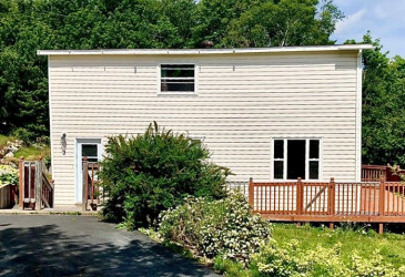 2 POPLAR ROAD, CLARENVILLE, Newfoundland, Canada A5A 1W1, ,1 BathroomBathrooms,Residential,For Sale,POPLAR ROAD,6132