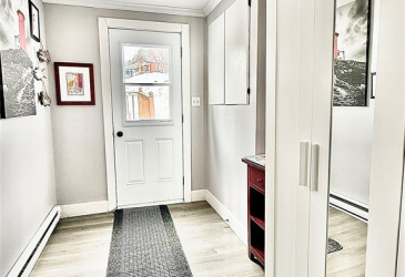 2 POPLAR ROAD, CLARENVILLE, Newfoundland, Canada A5A 1W1, ,1 BathroomBathrooms,Residential,For Sale,POPLAR ROAD,6132