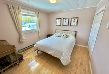 23 CHURCH ROAD, CLARENVILLE, Newfoundland, Canada A5A 4E8, ,1 BathroomBathrooms,Residential,For Sale,CHURCH ROAD,6138