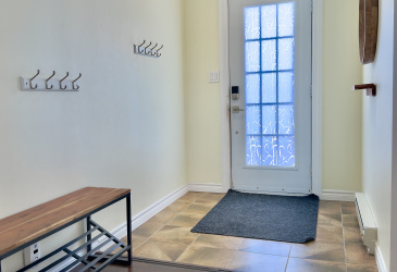 23 CHURCH ROAD, CLARENVILLE, Newfoundland, Canada A5A 4E8, ,1 BathroomBathrooms,Residential,For Sale,CHURCH ROAD,6138