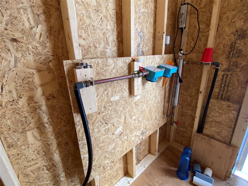 5 GULL POND, NEW HARBOUR, Newfoundland, Canada A0G 1G0, ,1 BathroomBathrooms,Residential,For Sale,GULL POND,6140