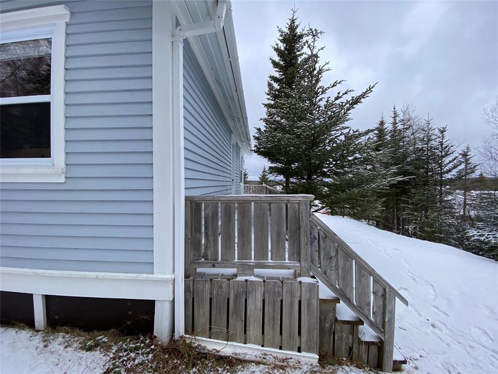 5 GULL POND, NEW HARBOUR, Newfoundland, Canada A0G 1G0, ,1 BathroomBathrooms,Residential,For Sale,GULL POND,6140