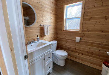 5 GULL POND, NEW HARBOUR, Newfoundland, Canada A0G 1G0, ,1 BathroomBathrooms,Residential,For Sale,GULL POND,6140