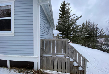 5 GULL POND, NEW HARBOUR, Newfoundland, Canada A0G 1G0, ,1 BathroomBathrooms,Residential,For Sale,GULL POND,6140