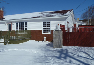 23 HIGHWAY EAST, VICTORIA, Newfoundland, Canada A0A 4G0, ,1 BathroomBathrooms,Residential,For Sale,HIGHWAY EAST,6141