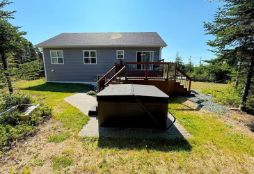 16 PARK CRESCENT, CATALINA, Newfoundland, Canada A0C 1J0, ,2 BathroomsBathrooms,Residential,For Sale,PARK CRESCENT,6142