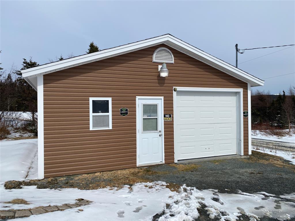 5 SNOW'S POND ROAD, NORTH RIVER, Newfoundland, Canada A0A 1C0, ,2 BathroomsBathrooms,Residential,For Sale,SNOW'S POND ROAD,6147