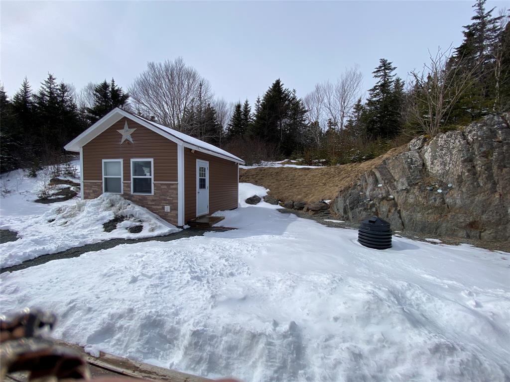5 SNOW'S POND ROAD, NORTH RIVER, Newfoundland, Canada A0A 1C0, ,2 BathroomsBathrooms,Residential,For Sale,SNOW'S POND ROAD,6147