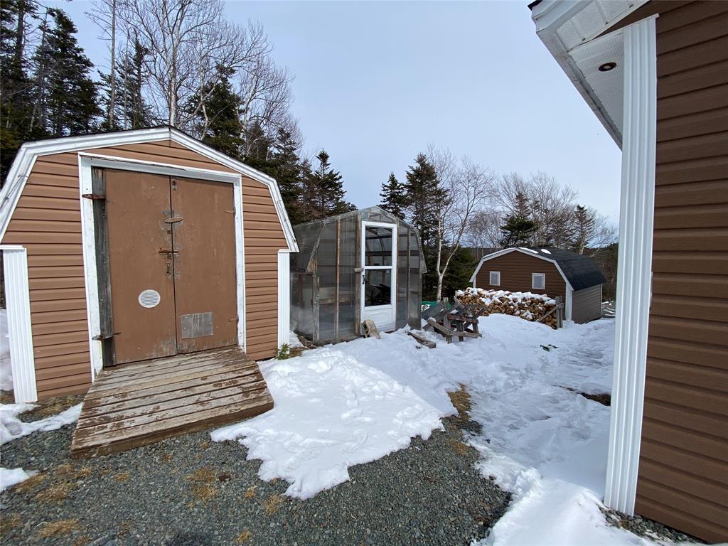 5 SNOW'S POND ROAD, NORTH RIVER, Newfoundland, Canada A0A 1C0, ,2 BathroomsBathrooms,Residential,For Sale,SNOW'S POND ROAD,6147